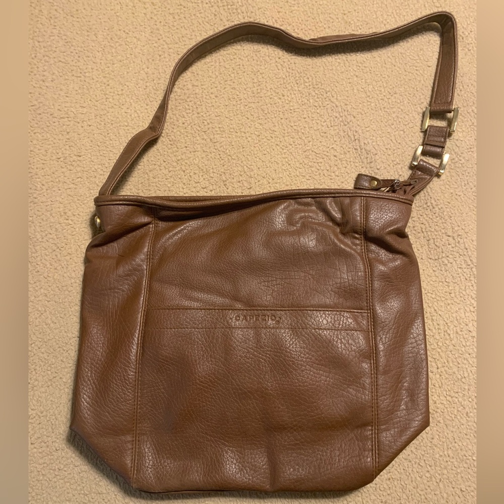 Vintage Capezio large brown leather tote shoulder bag purse. 11.5” x 13.5”.
